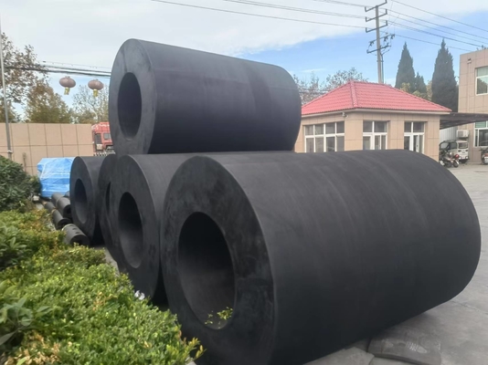 Fender karet silinder dengan pemasangan baut dengan penyerapan energi tinggi Kekerasan 60-85HA