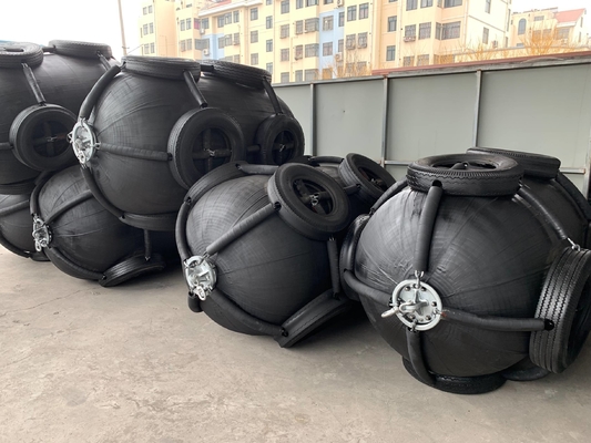 50kPa-80kPa Yokohama Pneumatic Fenders untuk aplikasi laut