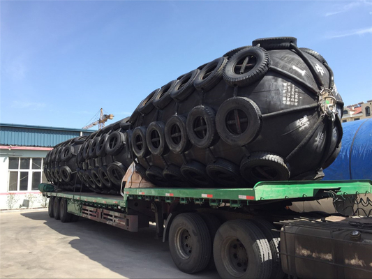 Flexible Lightweight Pneumatic Boat Fenders / Pneumatic Marine Cushions dengan Kapasitas Tekanan