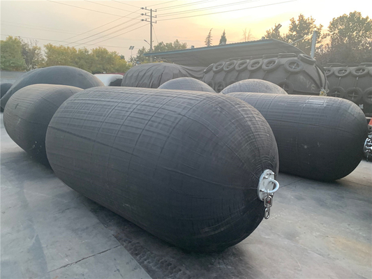 Fenders Pneumatic Laut Hitam 3,3 * 6,5m untuk Kinerja tahan lama
