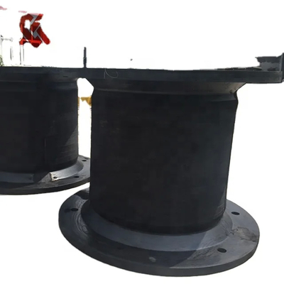 ISO Standar Bolted Black Floating Cell Fenders Untuk Perlindungan Dampak Kapal