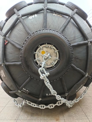 0.5-4.5m Diameter Yokohama Marine Fender Dengan Reaksi Kekuatan Rendah Dan Garansi 2 Tahun