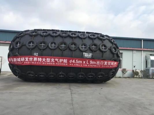 0Diameter.5-4.5m Yokohama Marine Fender dalam warna Hitam untuk kebutuhan Laut yang disesuaikan