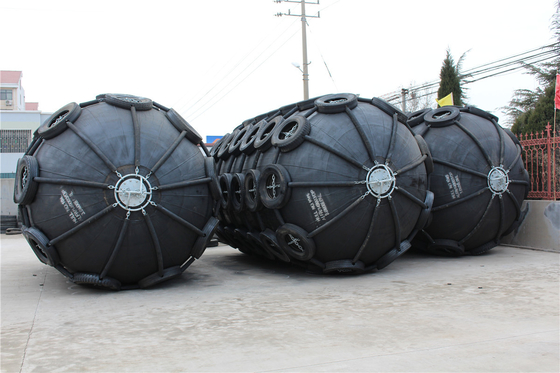 Pneumatic Marine Fenders 3.3x6.5m Karet Alam Desain Yokohama
