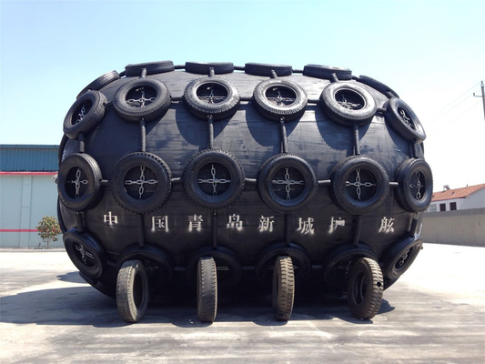 Tekanan Tinggi Pneumatic Marine Fenders Karet Alam Hitam