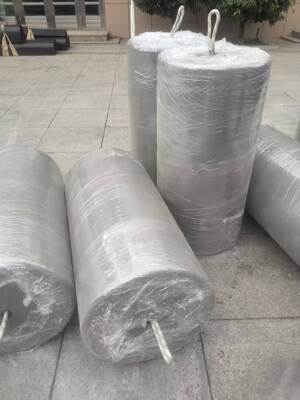 Pelindung Fender Isi Busa Periode 24 Bulan D3.0m X L5.0m Defleksi 60 Persen Solusi Perlindungan Dermaga Laut yang Tahan Lama