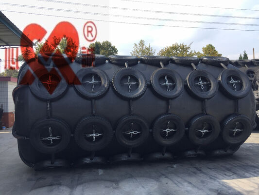 Pelindung Fender Isi Busa Periode 24 Bulan D3.0m X L5.0m Defleksi 60 Persen Solusi Perlindungan Dermaga Laut yang Tahan Lama