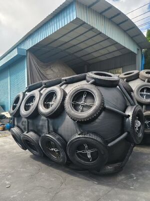 Proses Ekstrusi Fender Karet Laut Teknologi Tekanan Tinggi Desain 10 Tahun Umur Pakai