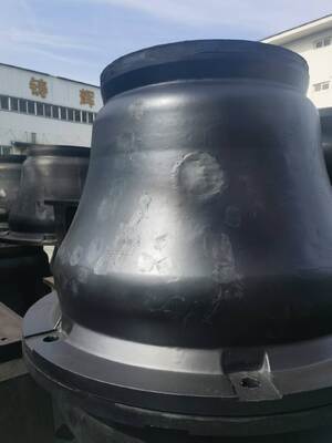 CCS Certified Cone Rubber Fender SGS Disetujui Peralatan Perlindungan Pelabuhan Laut tahan lama untuk aplikasi berlabuh dan berlabuh kapal