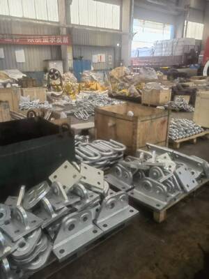 Umur 15 sampai 20 Tahun Fender Karet Kerucut Bersifat Nilai ERH Tinggi Ideal untuk penyerapan dampak kapal laut dan keamanan dermaga