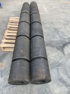 Fender Roller Tugboat Low Maintenance Tinggi 200mm 450mm Dirancang untuk Mengurangi Biaya Pemeliharaan dan Meningkatkan Keselamatan Tugboat