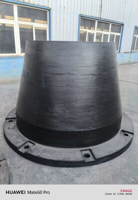 SGS Disetujui Fenders Kerucut Kerucut Berikan Kekerasan 60-70 Shore A dan Ketahanan Cuaca Ideal untuk Sistem Berthing Laut