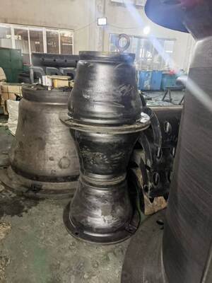 Masa pakai 15 hingga 20 Tahun Fender Karet Kerucut Fender Dermaga Laut Bersertifikat ABS untuk Penyerapan Dampak dan Perlindungan Kapal
